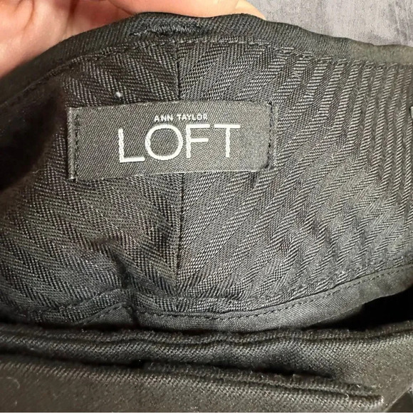 Ann Taylor Loft Black Julie Straight Trousers size 4 - Picture 4 of 6